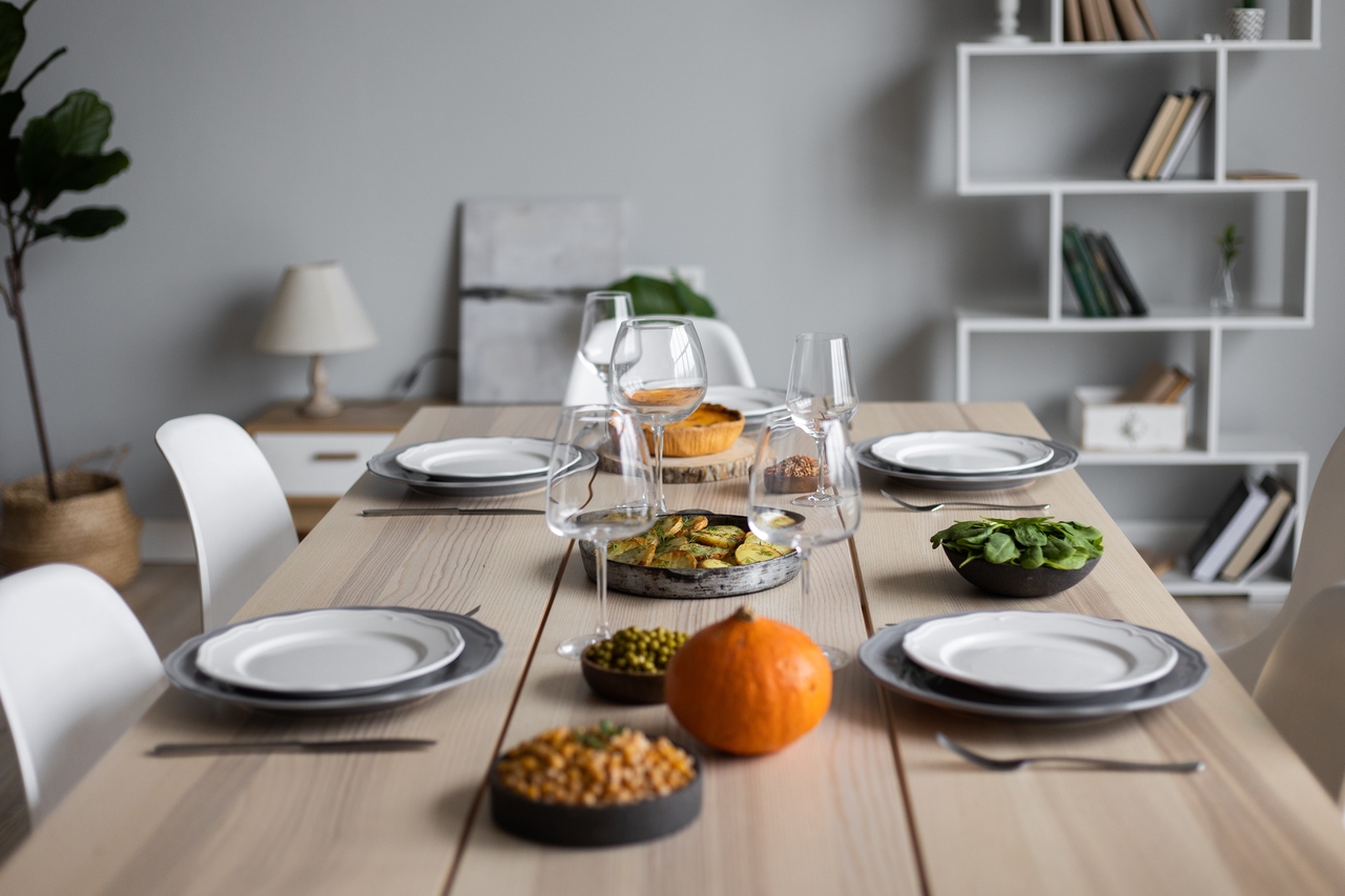 Como escolher o aparelho de jantar perfeito para receber em casa