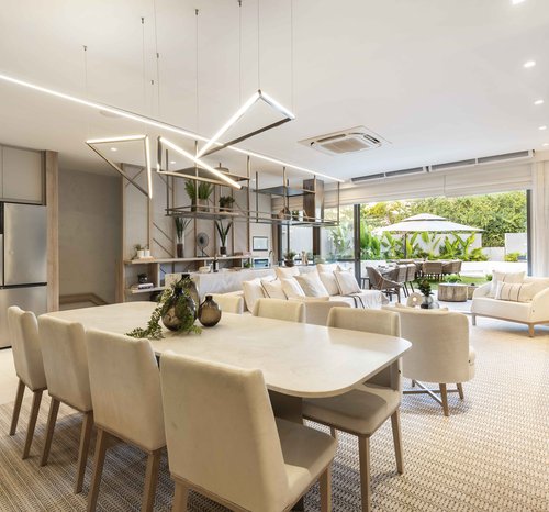 Decorados do Elos, do Grand Quartier Rio2 e do Claris Casa & Clube trazem a essência do outono