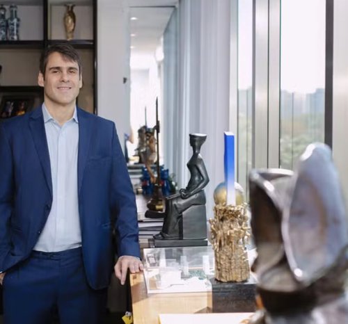 Em entrevista ao Valor Econômico, Carlos Felipe de Carvalho, CEO da Carvalho Hosken, fala sobre os 75 anos da empresa e a trajetória da empresa